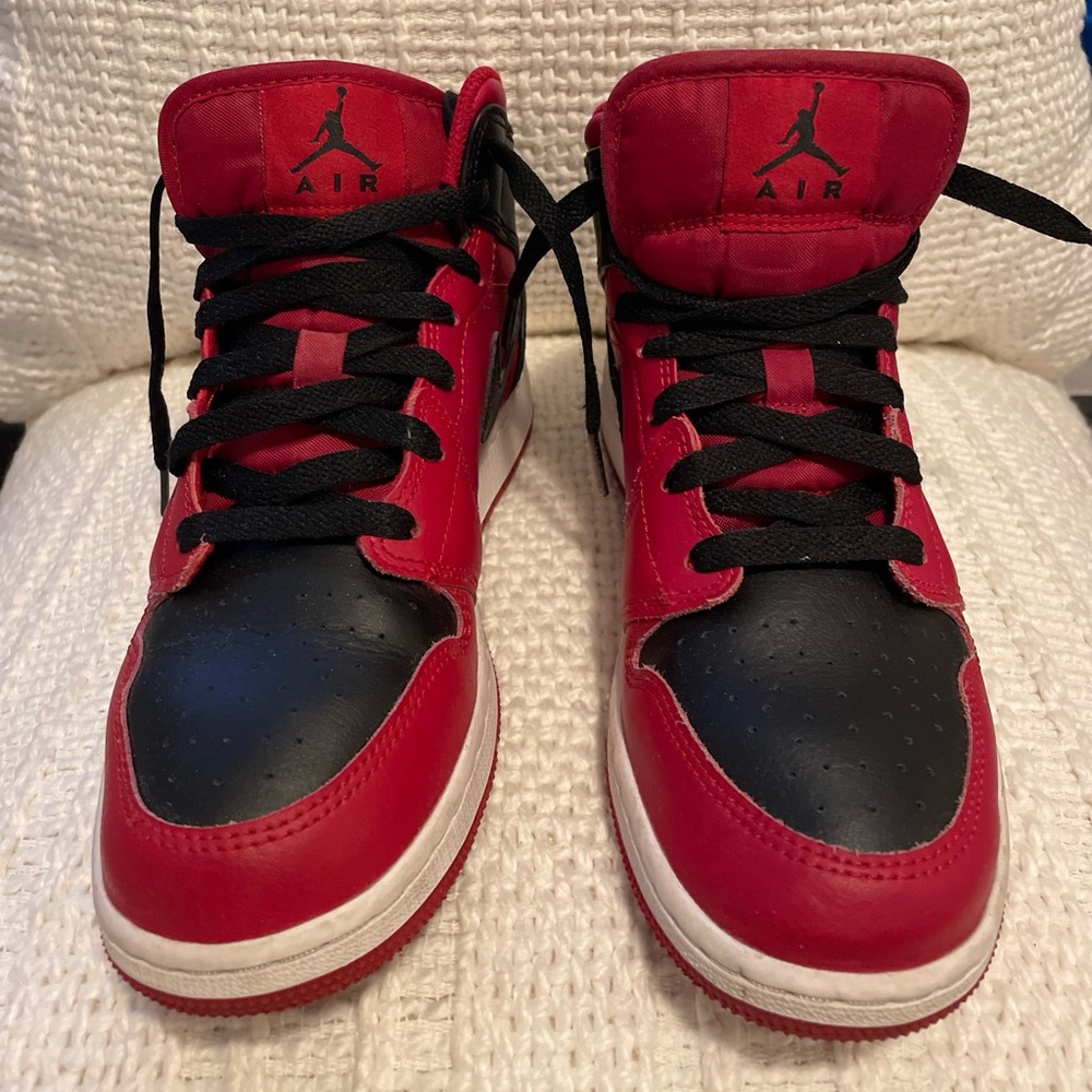 Air Jordan 1 mid black   Fire  R  G S-554725-079
